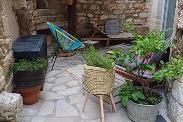 Bed and Breakfast Chambre D Hôtes Aramon