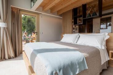 Rive Del Bacio   La Dimora