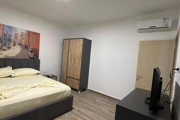 פנסיון Ama Rooftop Apartments