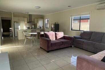 פנסיון Peaceful Place Only For Girl