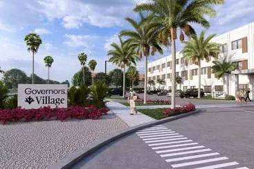 Hotelli Governors Village   1,2,3 & 4 Bedroom Apartments On Seven Mile Beach Corridor