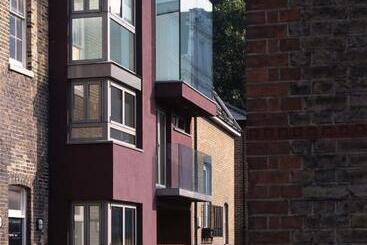 ペンション Hidden Gem, Artist Studio