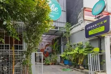Urbanview Hotel Syariah Near Gelora Delta Sidoarjo