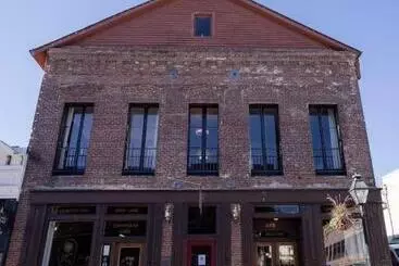 Hotelli Speakeasy Queen Suite