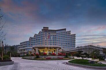 Hotel Jinyun Jingjiang International