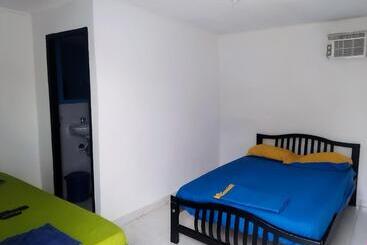 Hostel Hostal Cq Camarones