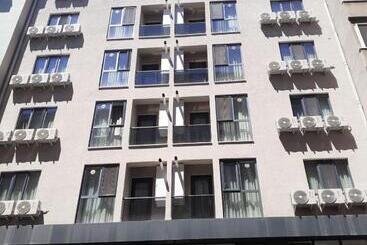 Noor Family Apartments