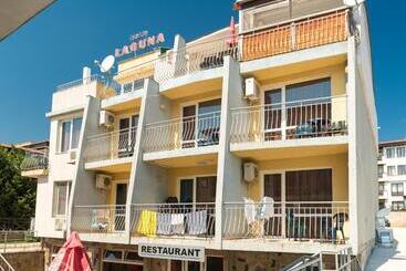 هتل хотел лагуна