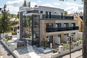 Hotell Trend Deluxe Siófok