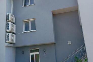 پانسیون Guesthouse Best