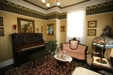 The Bacchus Inn Bed & Breakfast