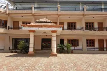 Hotel Mya Nanda