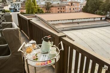 Hotelli Illa Experience