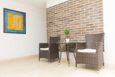 هتل Romanza Medellin