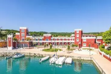 ホテル Villa Garuti