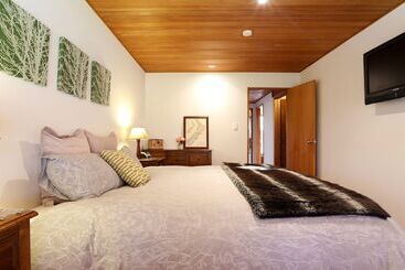 צימר Glenorchy Lake House