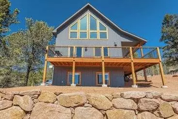 Mökkimajoitus Great Divide 2.0