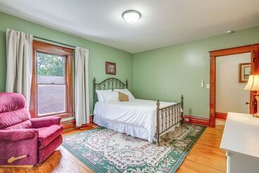 별장 Historic Hillsdale Home Near Downtown!