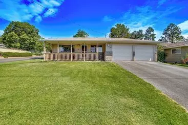 コテージ Charming Ellensburg Home W/ Patio < 1 Mi To Cwu!
