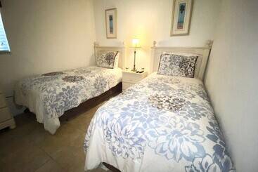بيت ريفى Glenna S Southern Dunes Vacation Home