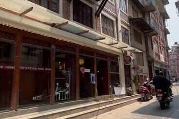 هتل آپارتمان Wittys