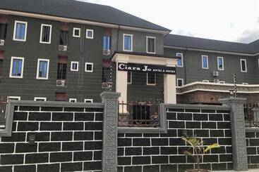 Ciara Jo Hotel And Suites