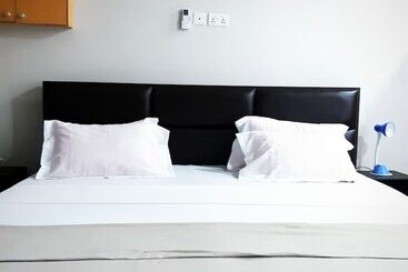 호텔 Julbert Plaza