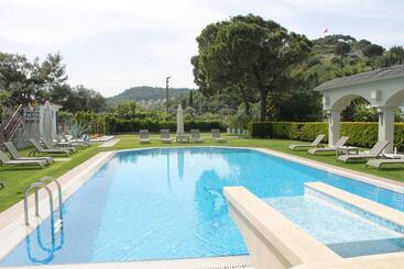 مبيت وإفطار Belizi