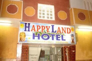 هاستل Happy Land Luxor