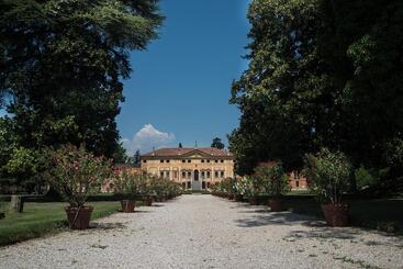 צימר Villa Curti