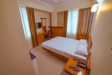 Hotel Pepper Residency