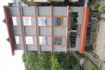 ホテル Twin Spring