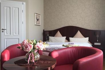 Отель An Der Therme