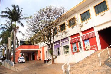 ホテル Cazuza Palace