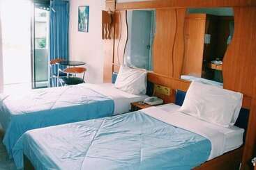 هتل Fueang Fha Palace