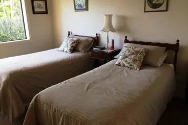 Bed & Breakfast Home Hospitality Hamilton
