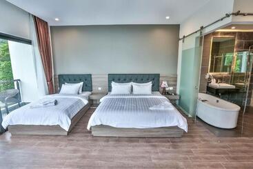 Kep Bay Hotel & Resort