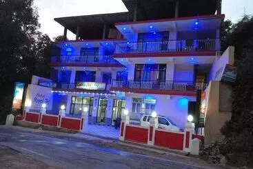 Hotel Royal Taj