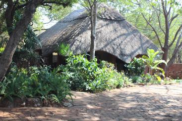 تختخواب و صبحانه Mosiuatunya Lodge