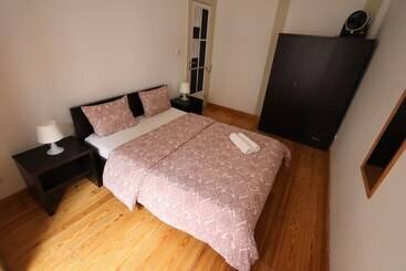 Hostal City Center Guest House