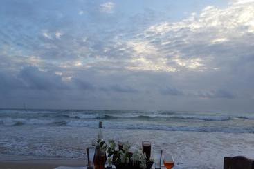 Southern Beach Castle Hotel & Restaurant