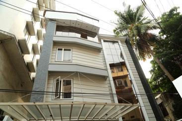 酒店 Oyo Rooms Jos Junction Mg Road 1