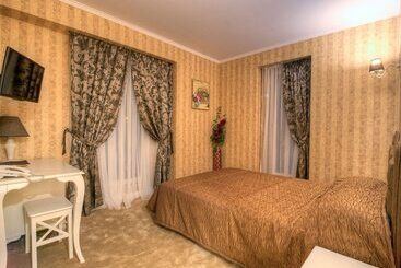 Family Hotel Agoncev