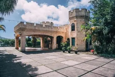 Ostello Bambuda Castle