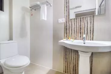 Fabhotel Goldmine