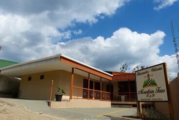 تختخواب و صبحانه Mountain Faro