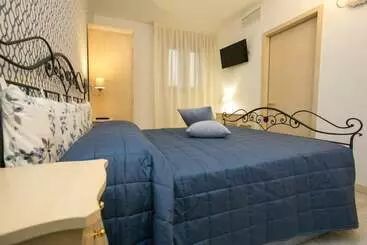 تختخواب و صبحانه Guest House Dolce Laguna