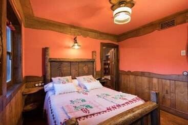 هتل Prada A Tope   Palacio De Canedo