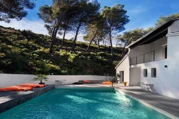 Nocleg ze śniadaniem Arty Provence, Piscine Chauffée