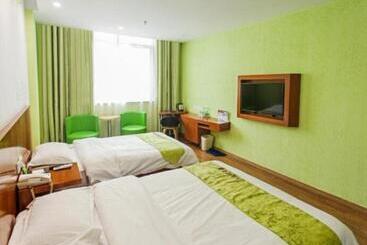 בית מלון כפרי Vatica Jiangsu Wuxi Xibei Canal Metro Station Huilv Road